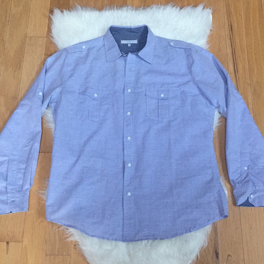Men’s Light Blue Button front Shirt Sz Large